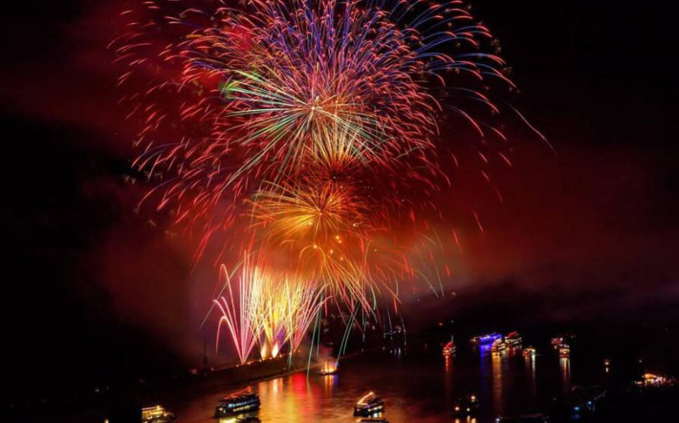 Rhein in Flammen