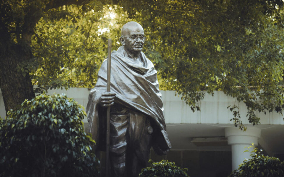 Statue of Mahatma Gandhi in Peaceful Garden Setting