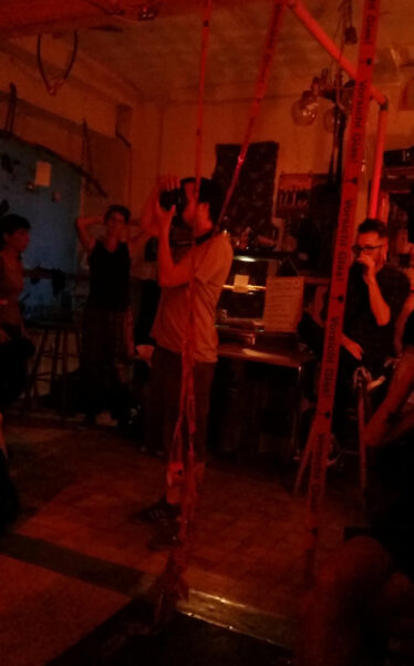 Nicolás Chamás Türk tomando fotos Berlin.